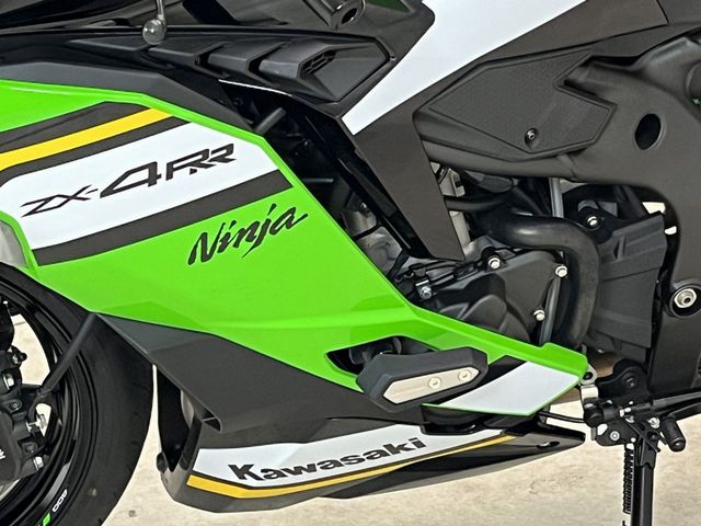 kawasaki - ninja-zx-4rr
