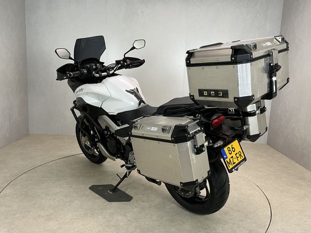 honda - vfr-800-x-crossrunner