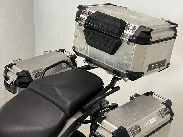 honda - vfr-800-x-crossrunner