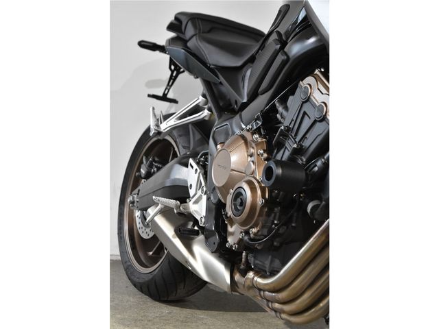 honda - cb-650-r-neo-sports-cafe