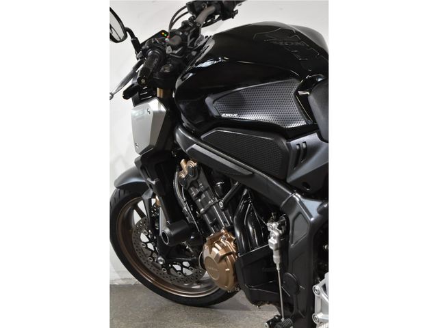 honda - cb-650-r-neo-sports-cafe