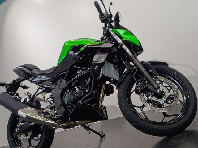 kawasaki - z125