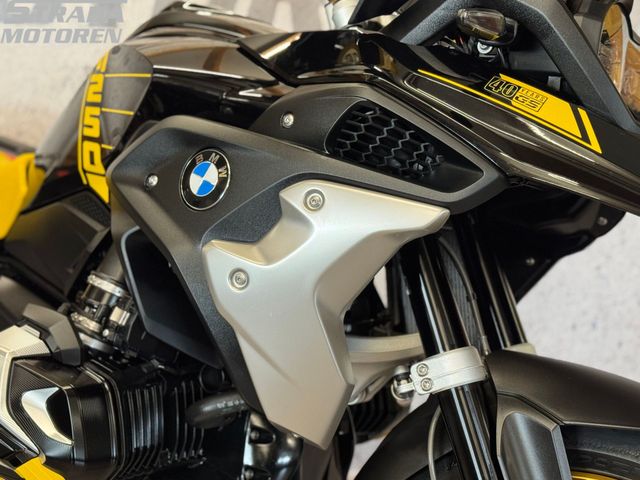 bmw - r-1250-gs-40-years-gs-edition