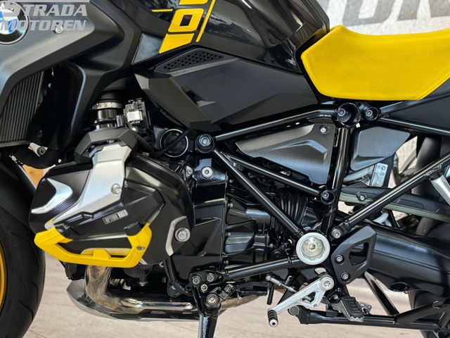bmw - r-1250-gs-40-years-gs-edition