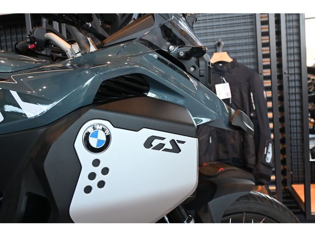 bmw - f-900-gs-adventure