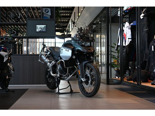 bmw - f-900-gs-adventure