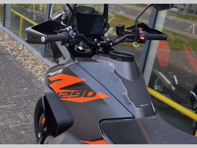ktm - 1290-super-adventure-s
