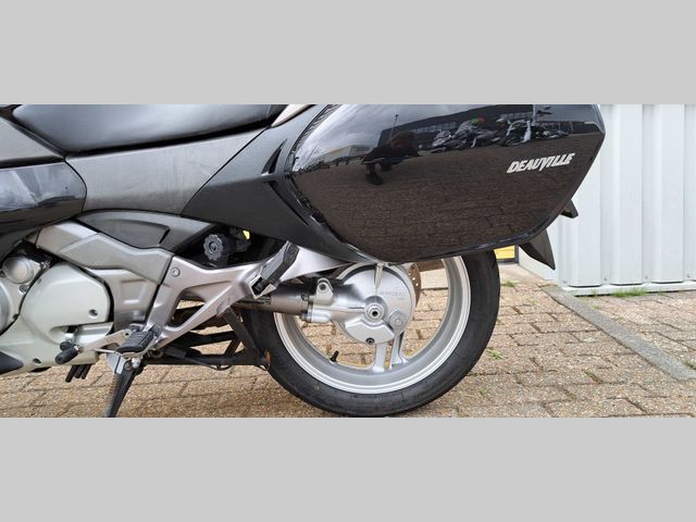 honda - nt-700-v-deauville
