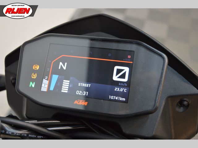 ktm - 690-duke-r-abs