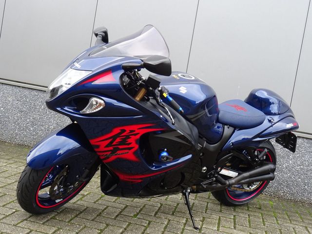 suzuki - gsx-r-1300-hayabusa