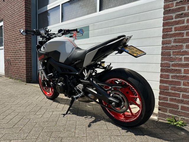 yamaha - mt-09-abs
