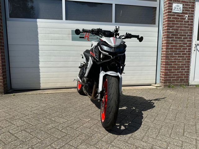 yamaha - mt-09-abs