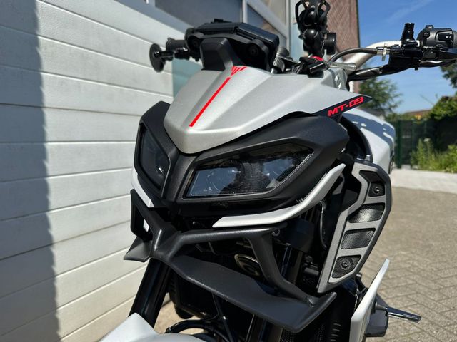 yamaha - mt-09-abs