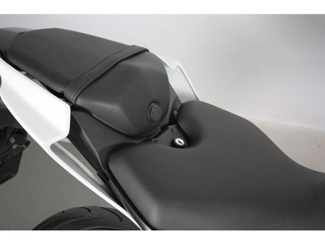 yamaha - r125-world-gp-60th-anniversary