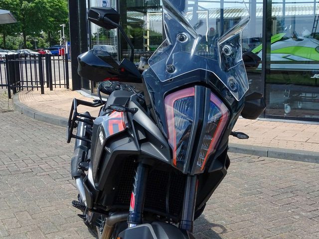 ktm - 1290-super-adventure-s