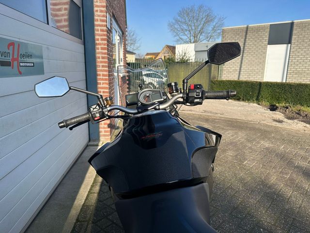 ktm - 1290-super-duke-gt