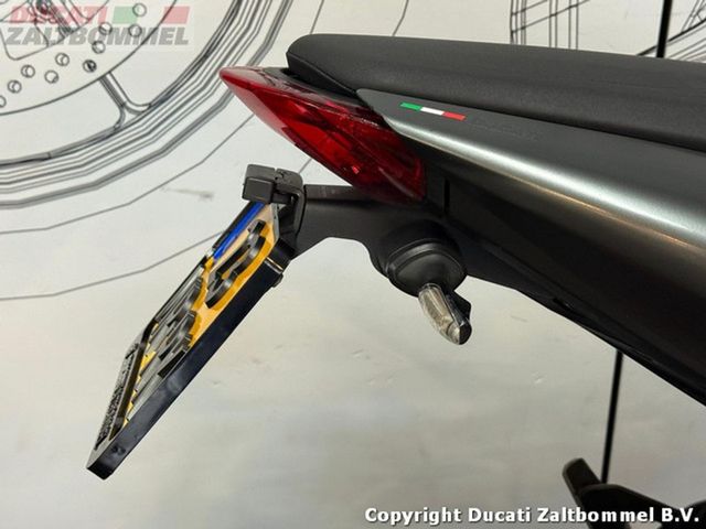 ducati - monster-plus