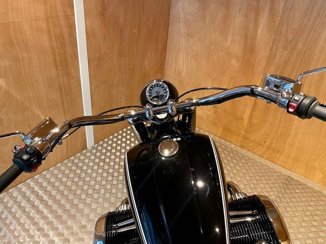 bmw - r-18