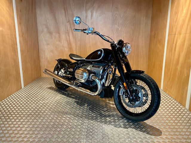 bmw - r-18