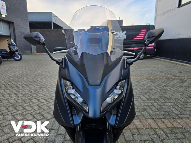 yamaha - tmax-560