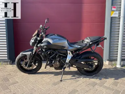 YAMAHA MT 07 ABS – foto 3