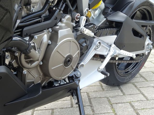 aprilia - tuono-660-factory
