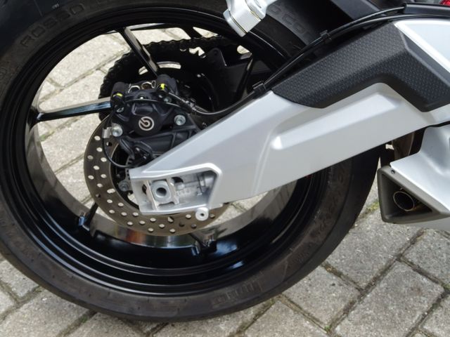 aprilia - tuono-660-factory