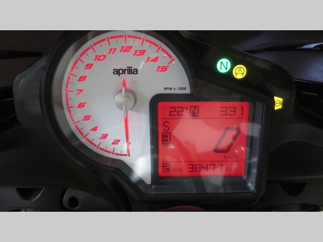 aprilia - tuono--v4-1100-factory