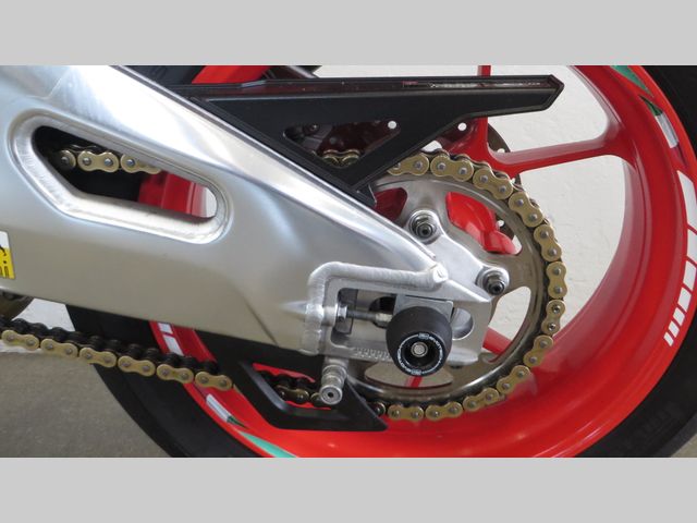 aprilia - tuono--v4-1100-factory
