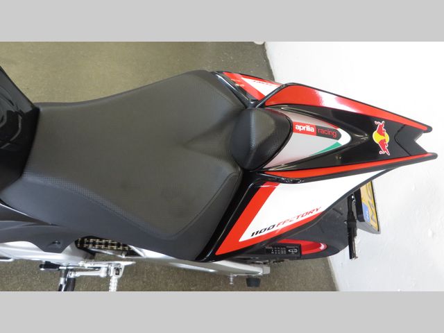 aprilia - tuono--v4-1100-factory