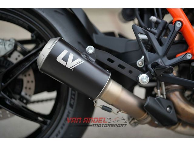 ktm - 1390-super-duke-r-evo