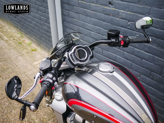 triumph - rocket-3-gt