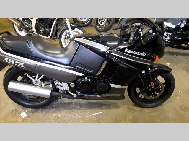 kawasaki - gpx-600-r