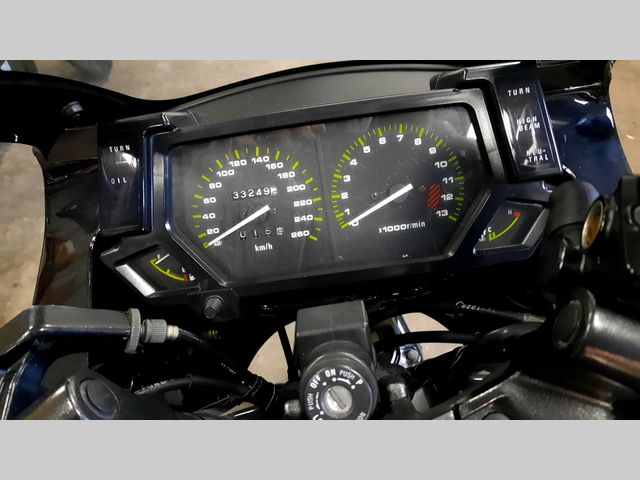 kawasaki - gpx-600-r