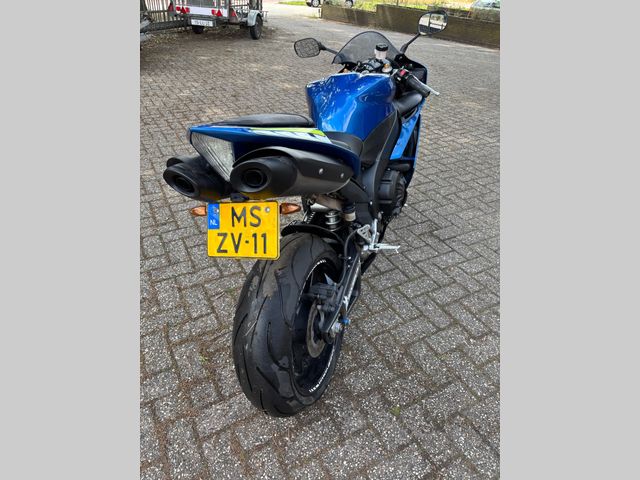 yamaha - yzf-r1