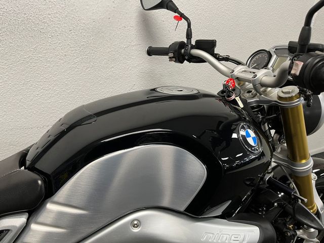 bmw - r-nine-t