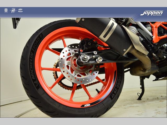 ktm - 390-duke