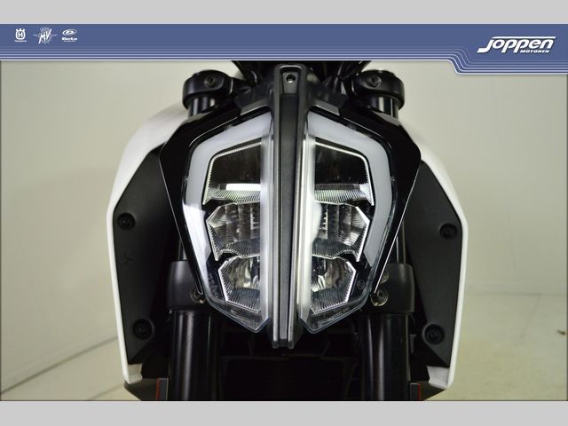 ktm - 390-duke