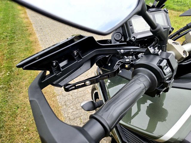yamaha - tracer-900-abs