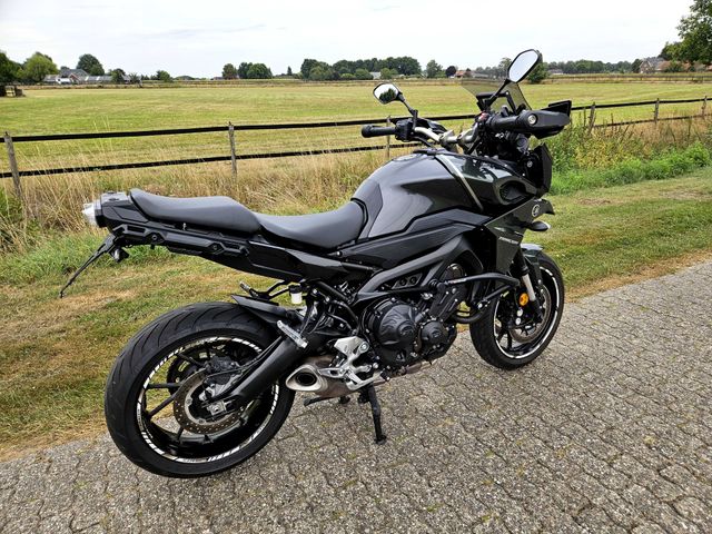 yamaha - tracer-900-abs