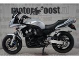 YAMAHA FZS 600 FAZER