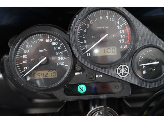 yamaha - fzs-600-fazer
