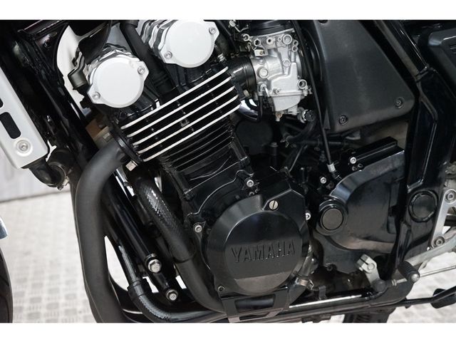 yamaha - fzs-600-fazer