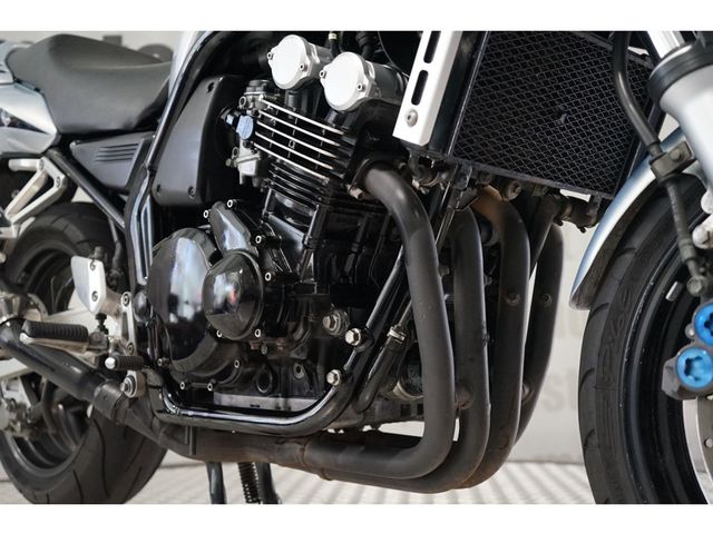 yamaha - fzs-600-fazer