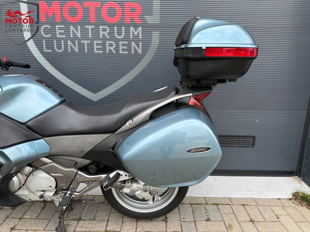 honda - nt-700-v-deauville