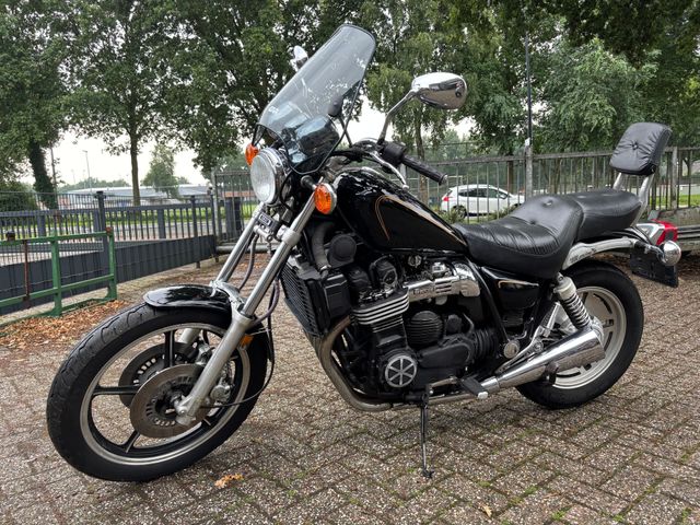 yamaha - xj-700-x-maxim