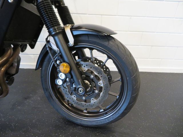 yamaha - xsr-700-abs