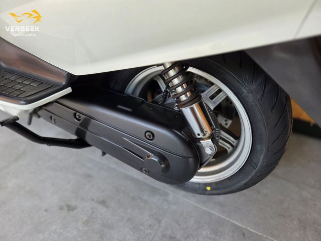 suzuki - an-650-burgman-abs-executive