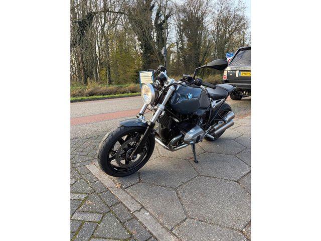 bmw - r-nine-t-pure