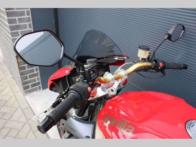 aprilia - tuono